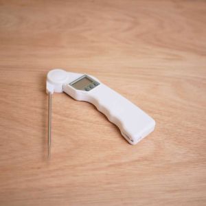 Vertrouw op nauwkeurige metingen met onze Temperatuurmeter.